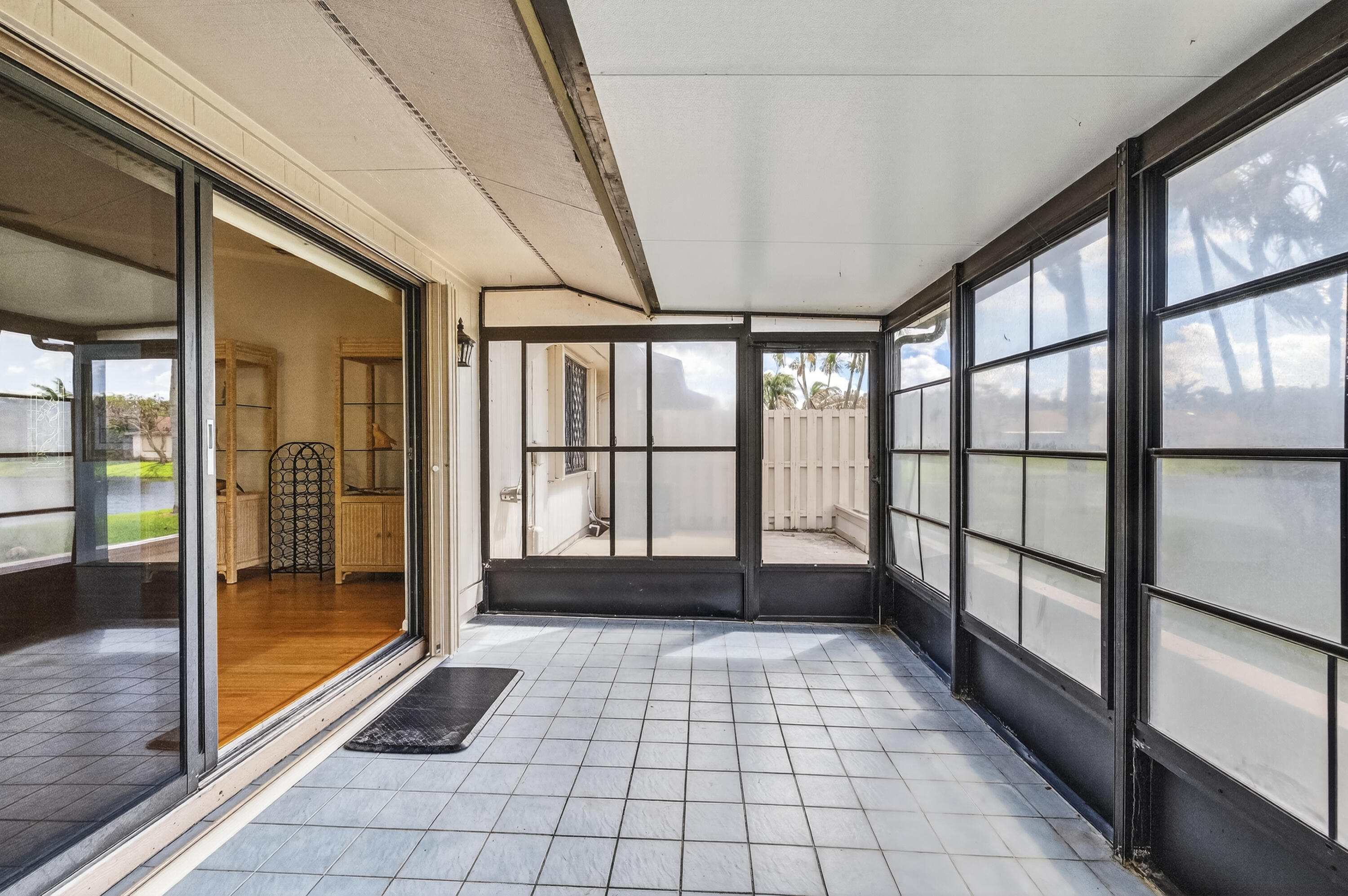 BOYNTON LAKES 3-B - Residential