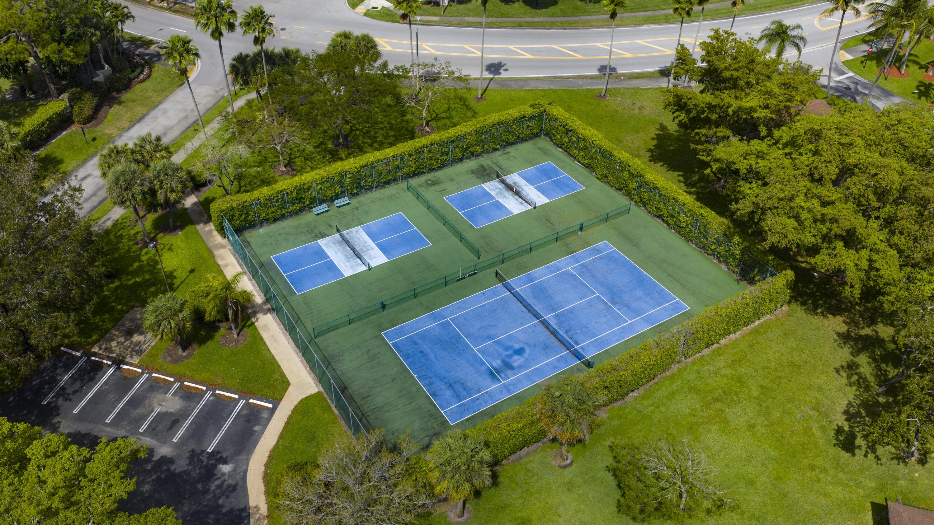 BOYNTON LAKES 3-B - Residential