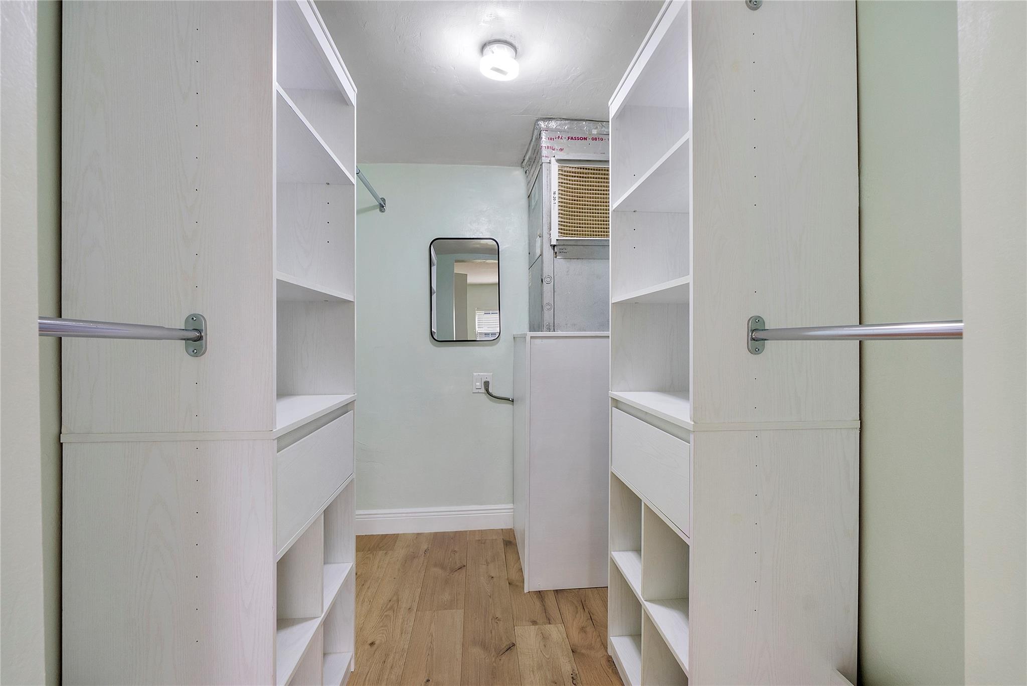 Lighthouse Point Gardens - Residential