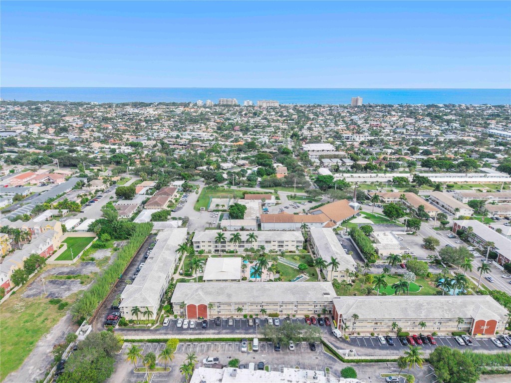 Lighthouse Point Gardens - Residential