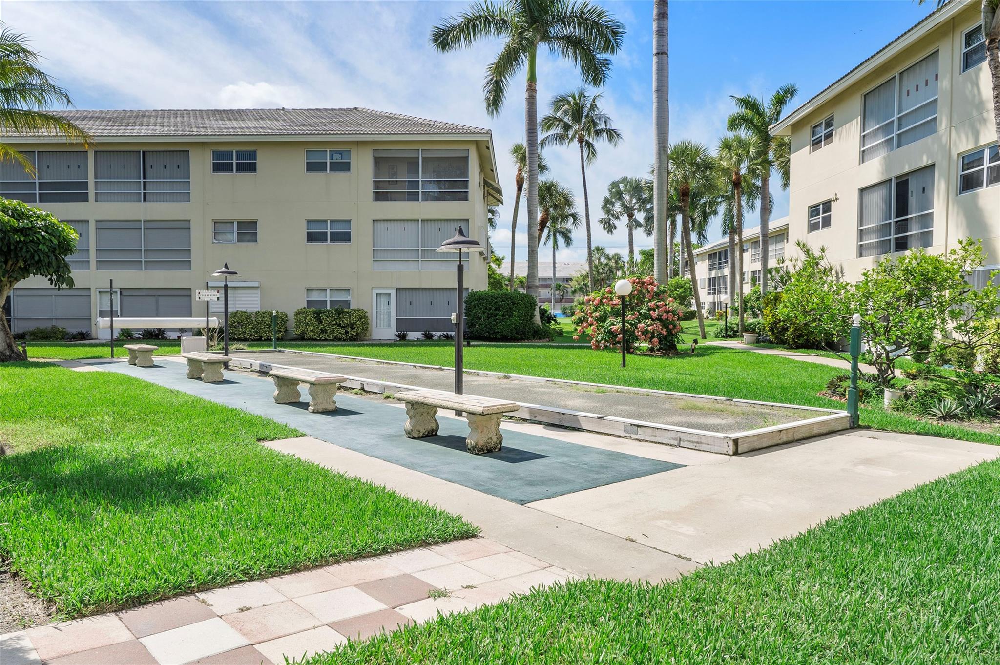 Lighthouse Point Gardens - Residential