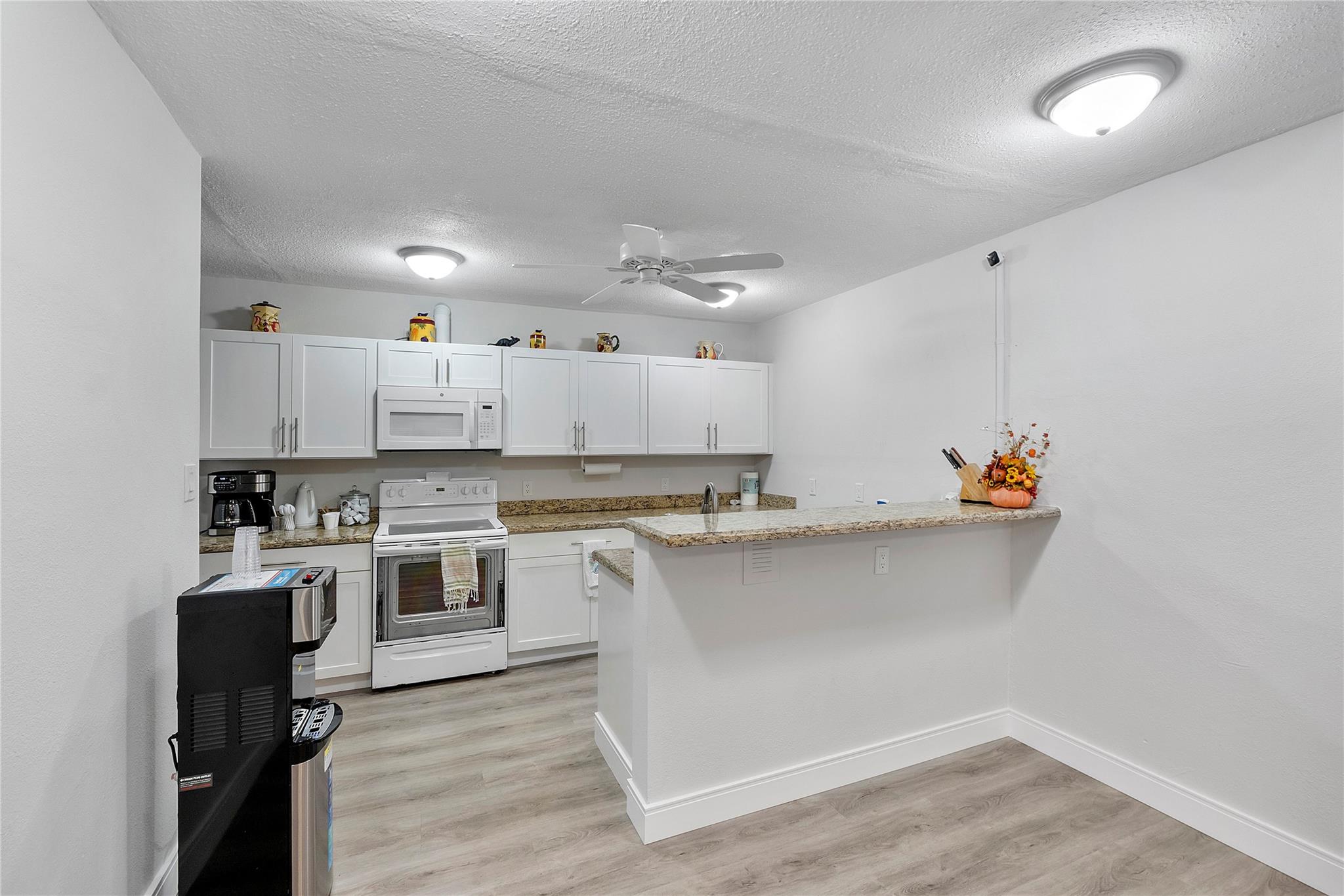 Lighthouse Point Gardens - Residential