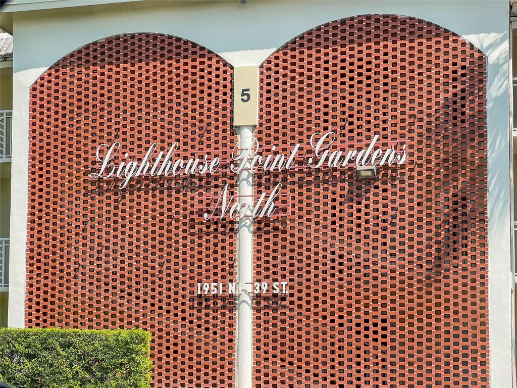 Lighthouse Point Gardens - Residential