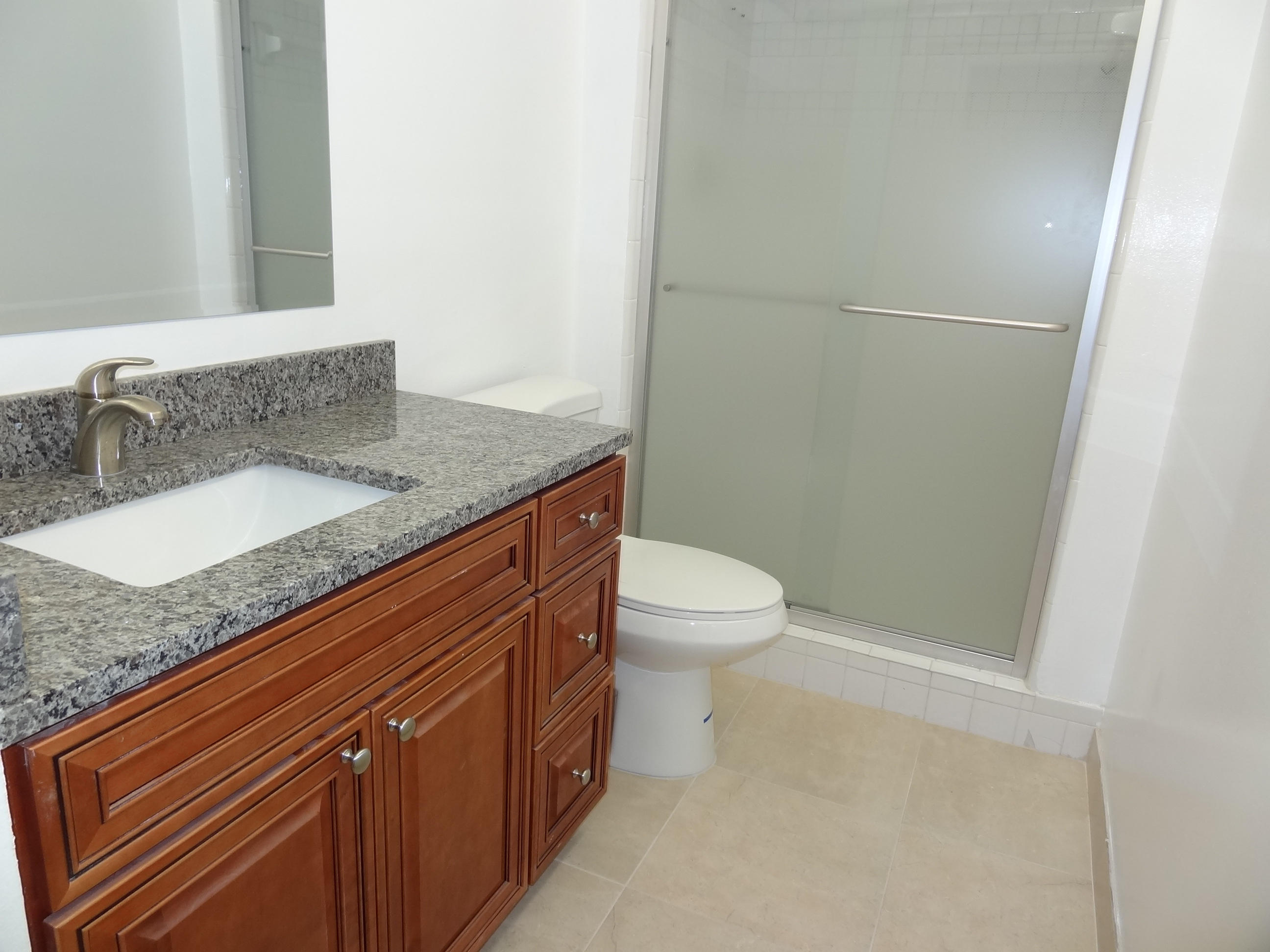 CASA DEL RIO CONDO - Residential Lease