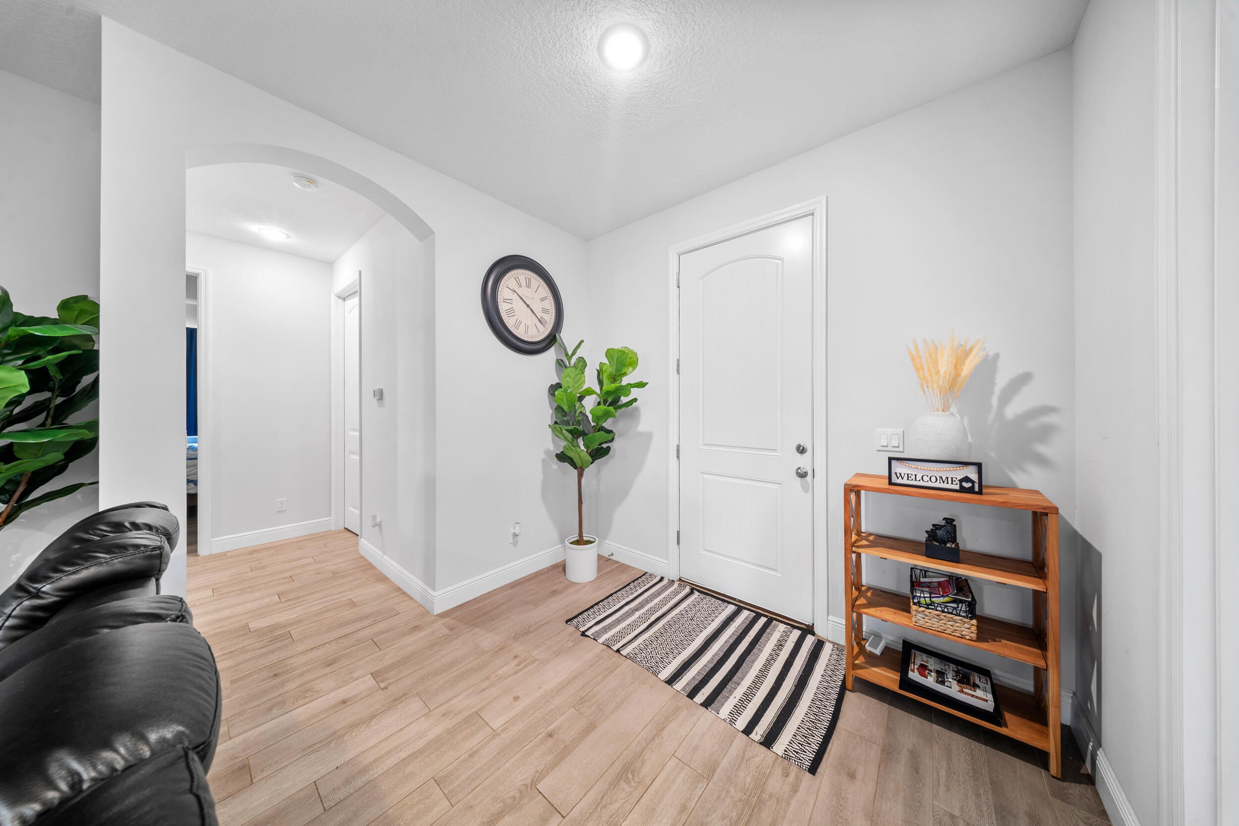 1066 SW JENNIFER Terrace
