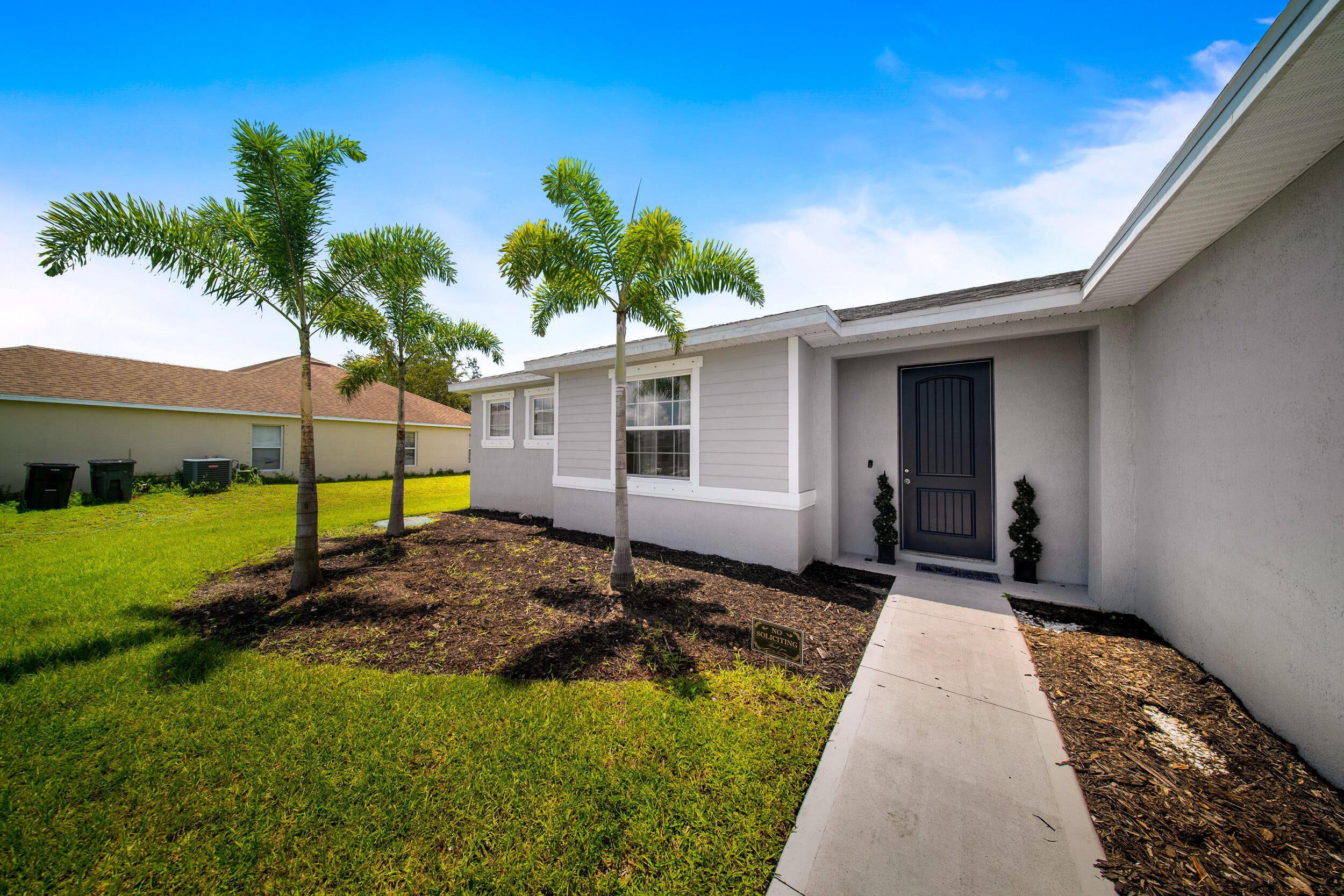 1066 SW JENNIFER Terrace