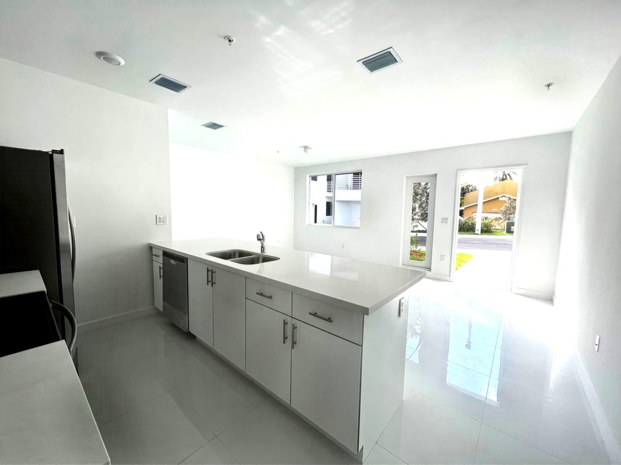 Unic - Residential Lease