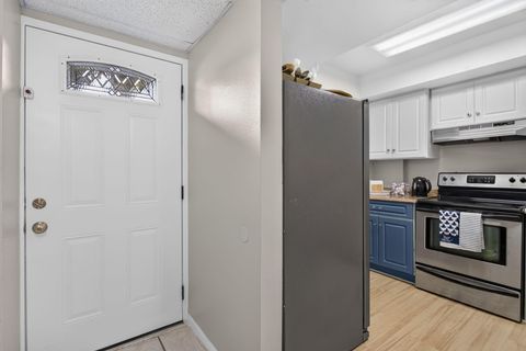 Tiny photo for 118 Royal Pk Drive #1f, Oakland Park, FL 33309 (MLS # B26047900)