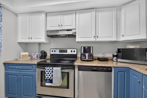 Tiny photo for 118 Royal Pk Drive #1f, Oakland Park, FL 33309 (MLS # B26047900)