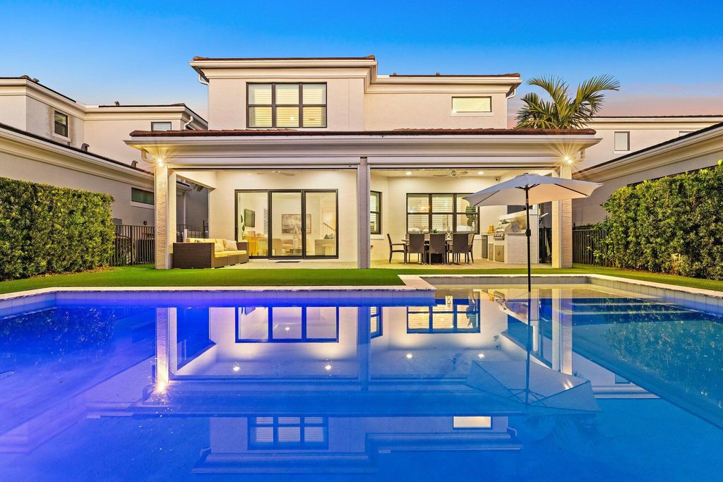 Photo of 13161 Faberge Place, Palm Beach Gardens, FL 33418 (MLS # R11162294)