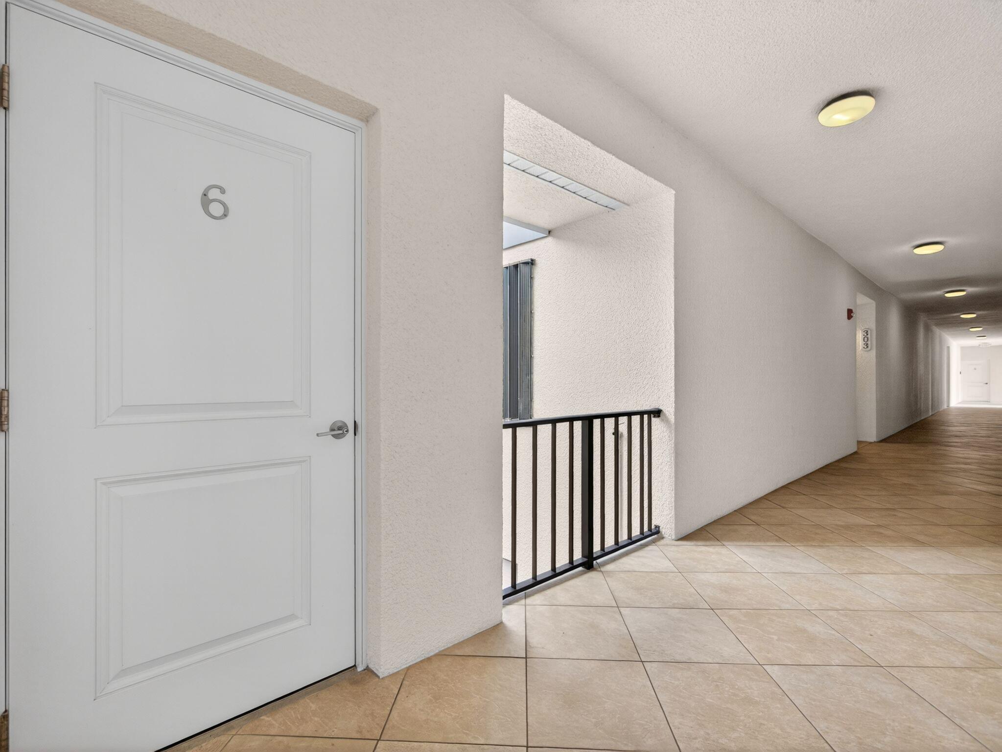 TWELVE OAKS COND PHASE I & TWELVE OAKS COND CLUSTE - Residential