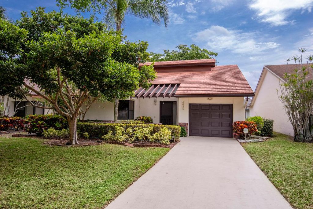 Photo of 4684 Daylily Court, Boynton Beach, FL 33436 (MLS # R11078528)