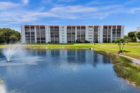 A home in Lake Worth