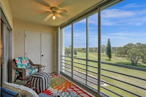 A home in Lake Worth