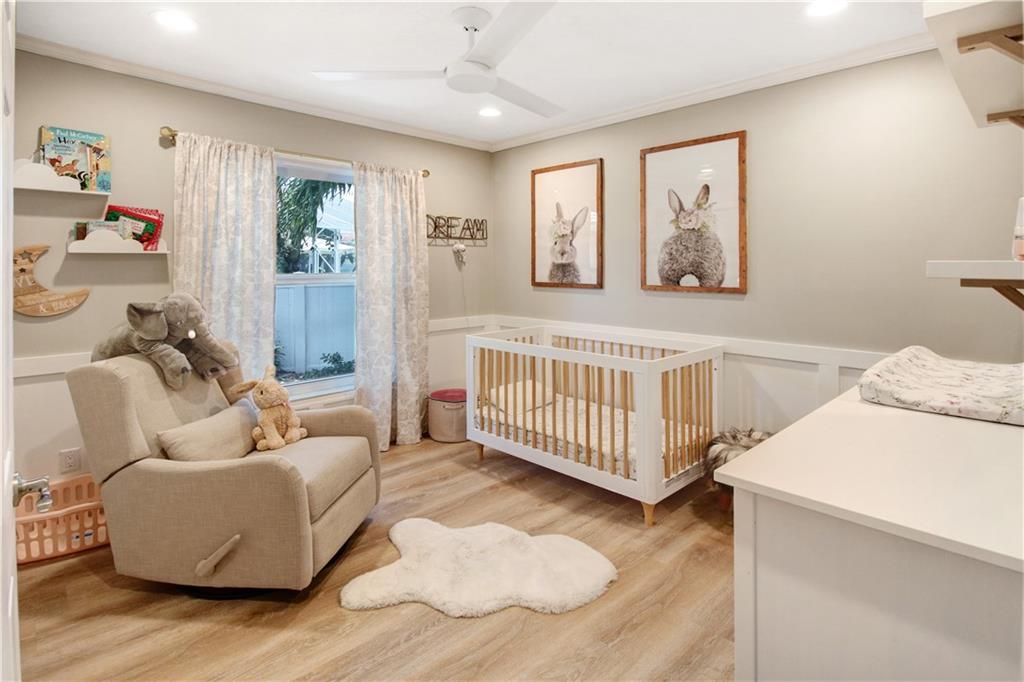 Kensington South 155-15 B - Residential