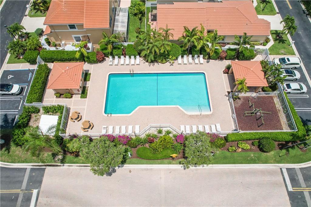 Kensington South 155-15 B - Residential