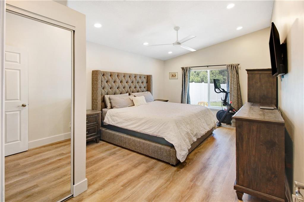 Kensington South 155-15 B - Residential