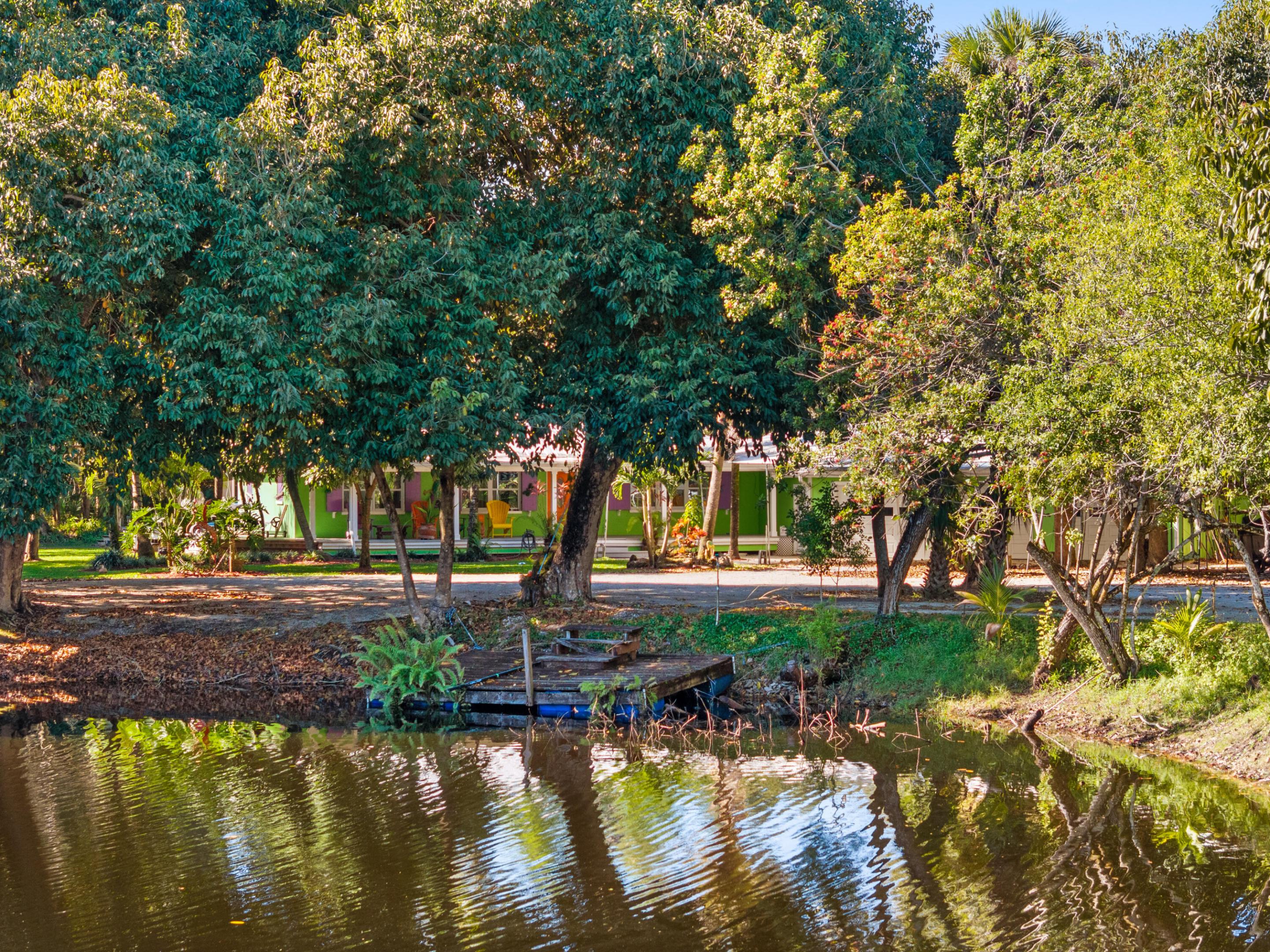 5820 SE Smith Avenue