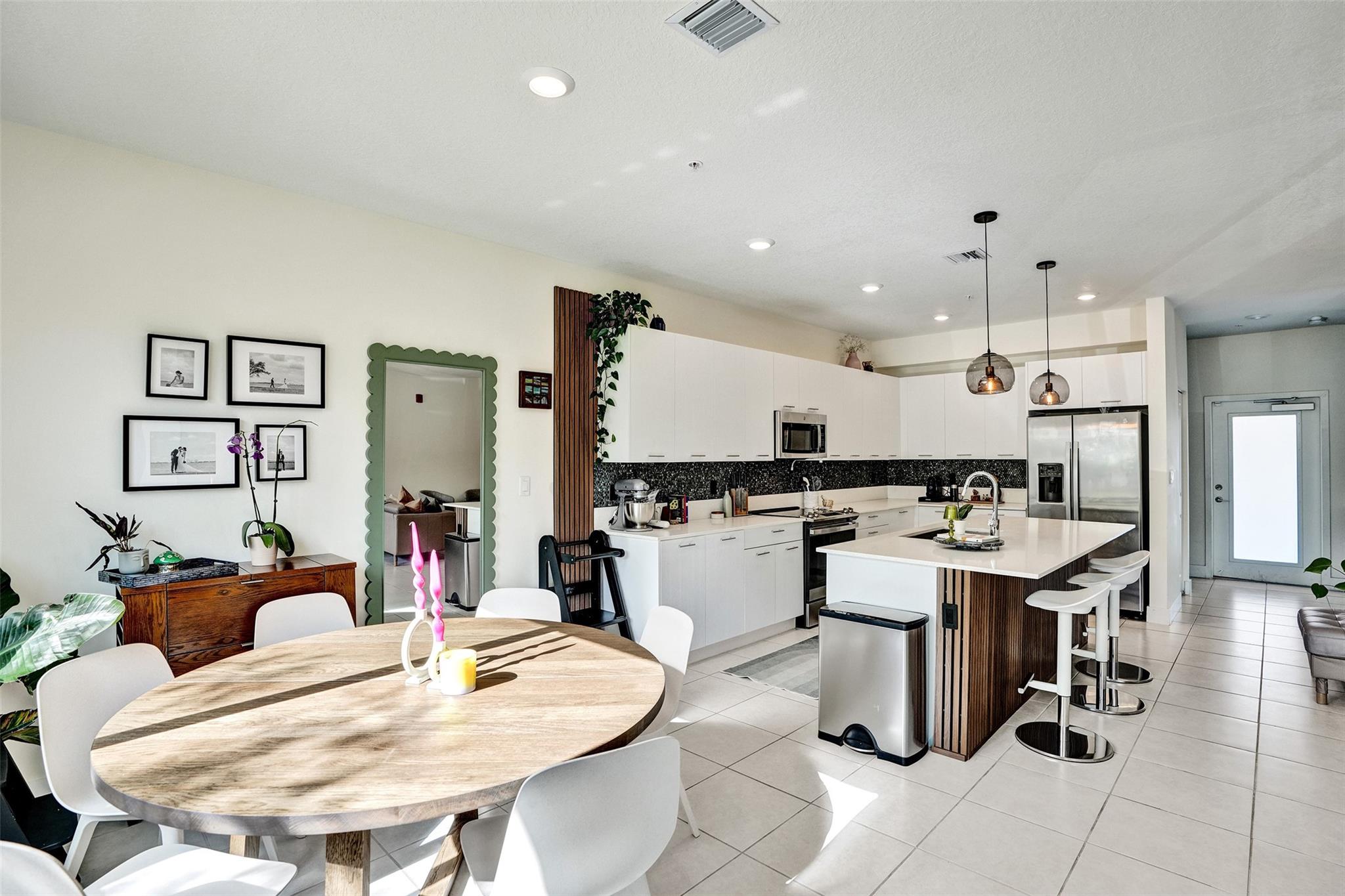 Urbana - Residential Lease