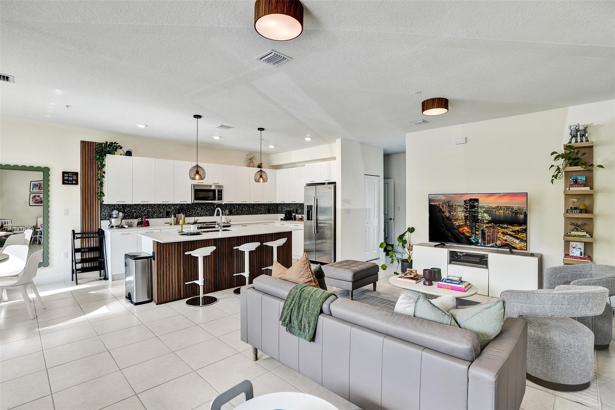 Urbana - Residential Lease