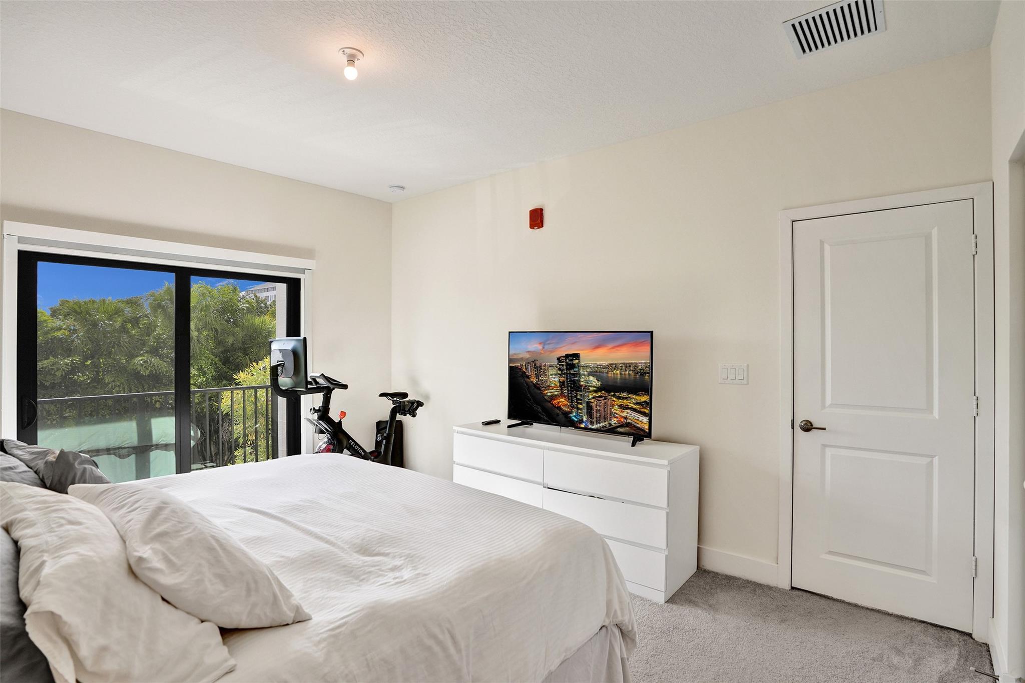 Urbana - Residential Lease