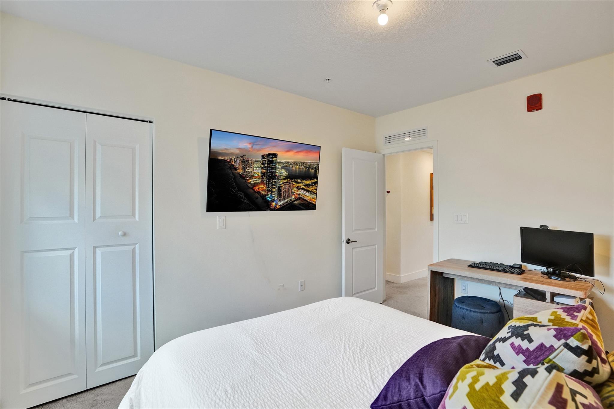 Urbana - Residential Lease