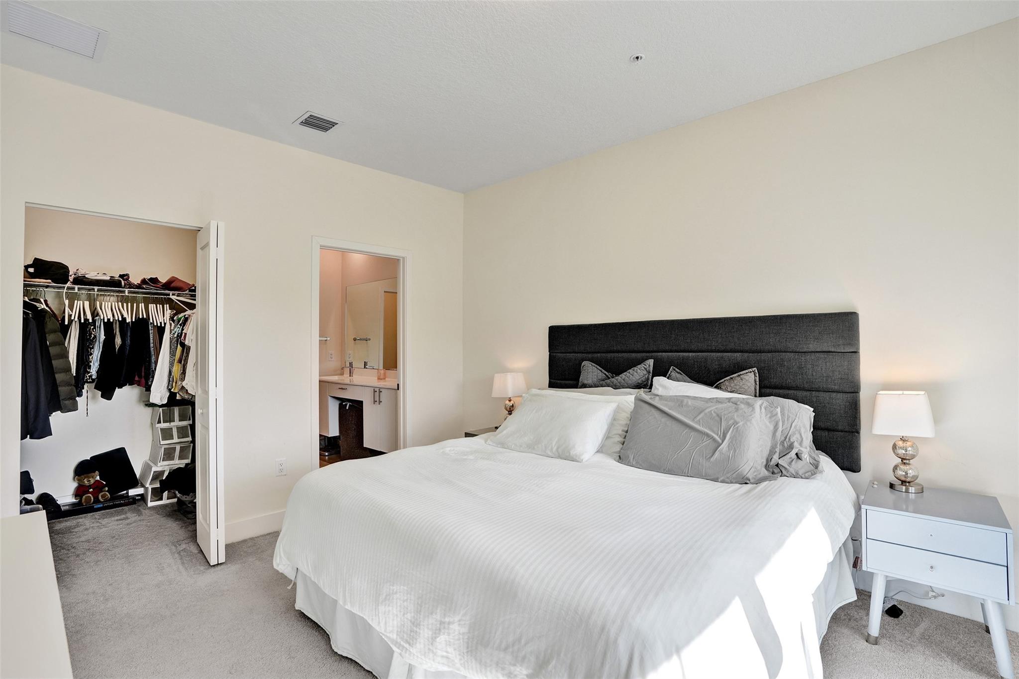 Urbana - Residential Lease