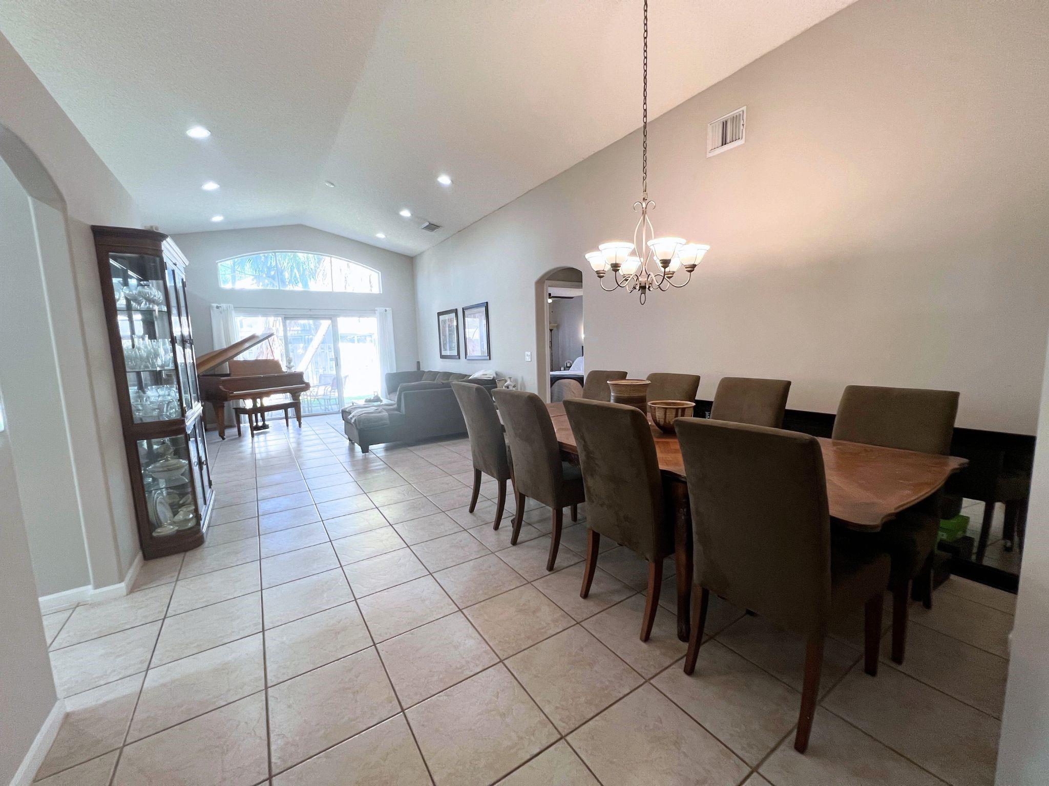 Banyan Oakridge 157-44 B - Residential