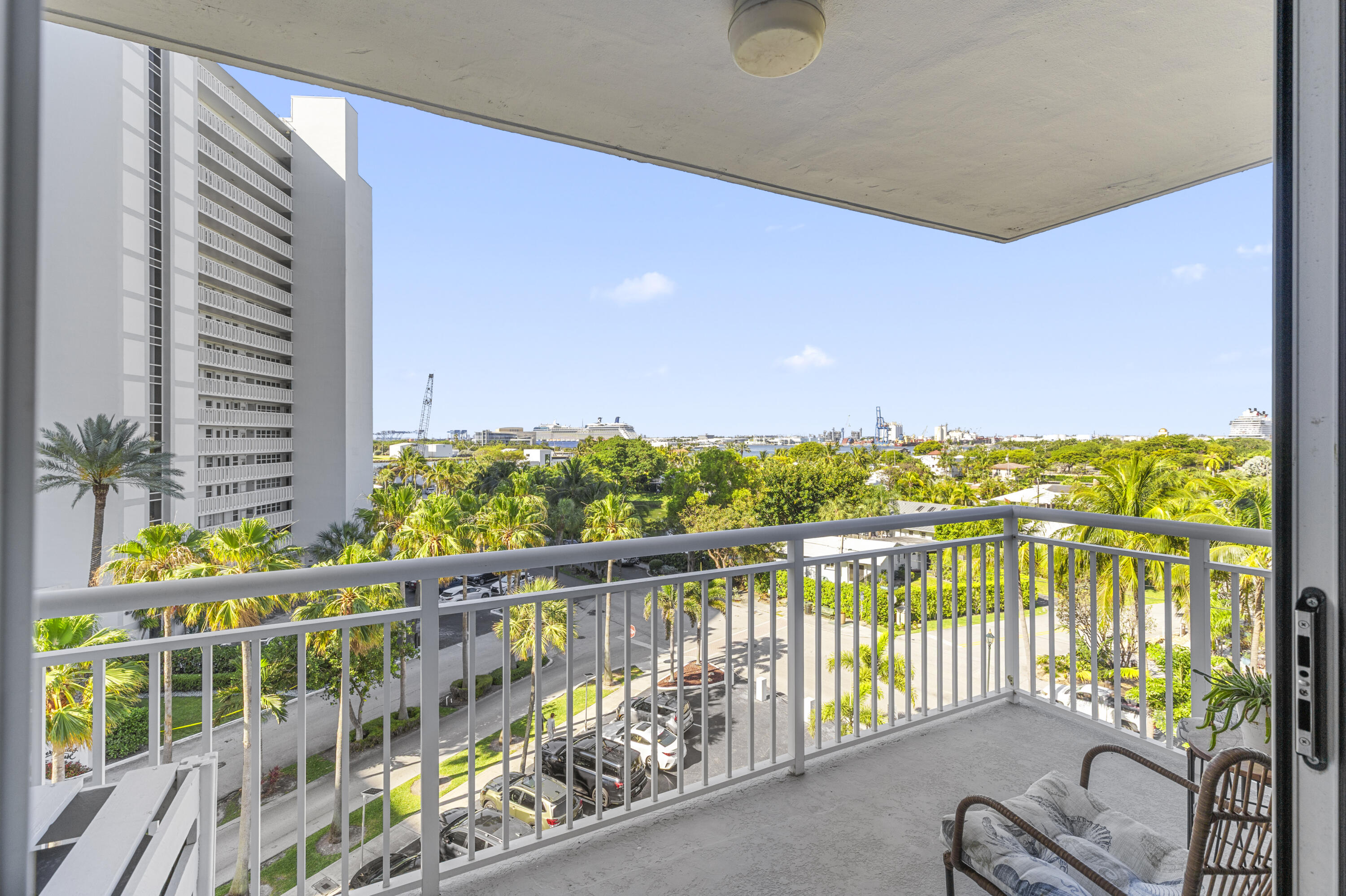 ATLANTIC TOWERS CO-OP - Residential