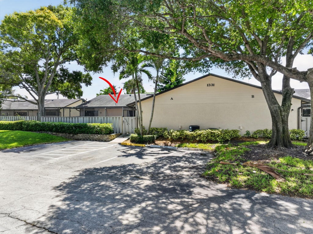 Photo of 1331 Peppertree Trail, Fort Pierce, FL 34950 (MLS # B26078660)