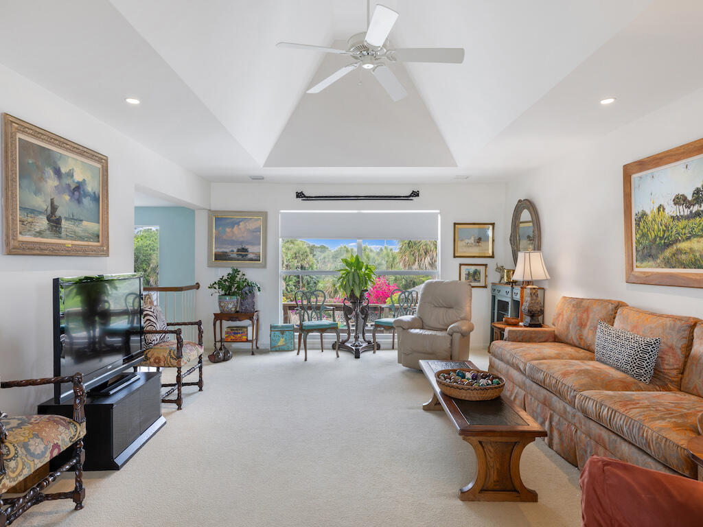 PEBBLE BEACH DEVELOPMENT NO 2 - Residential