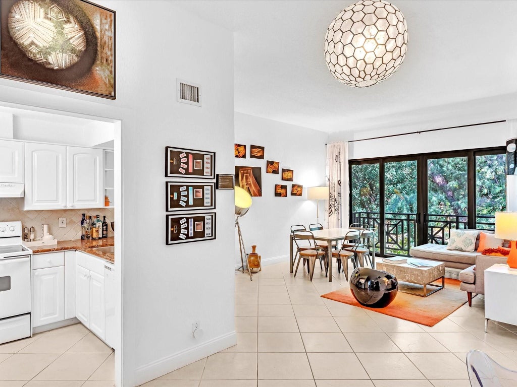 Photo of 1556 S Ocean Lane #203, Fort Lauderdale, FL 33316 (MLS # F10475844)