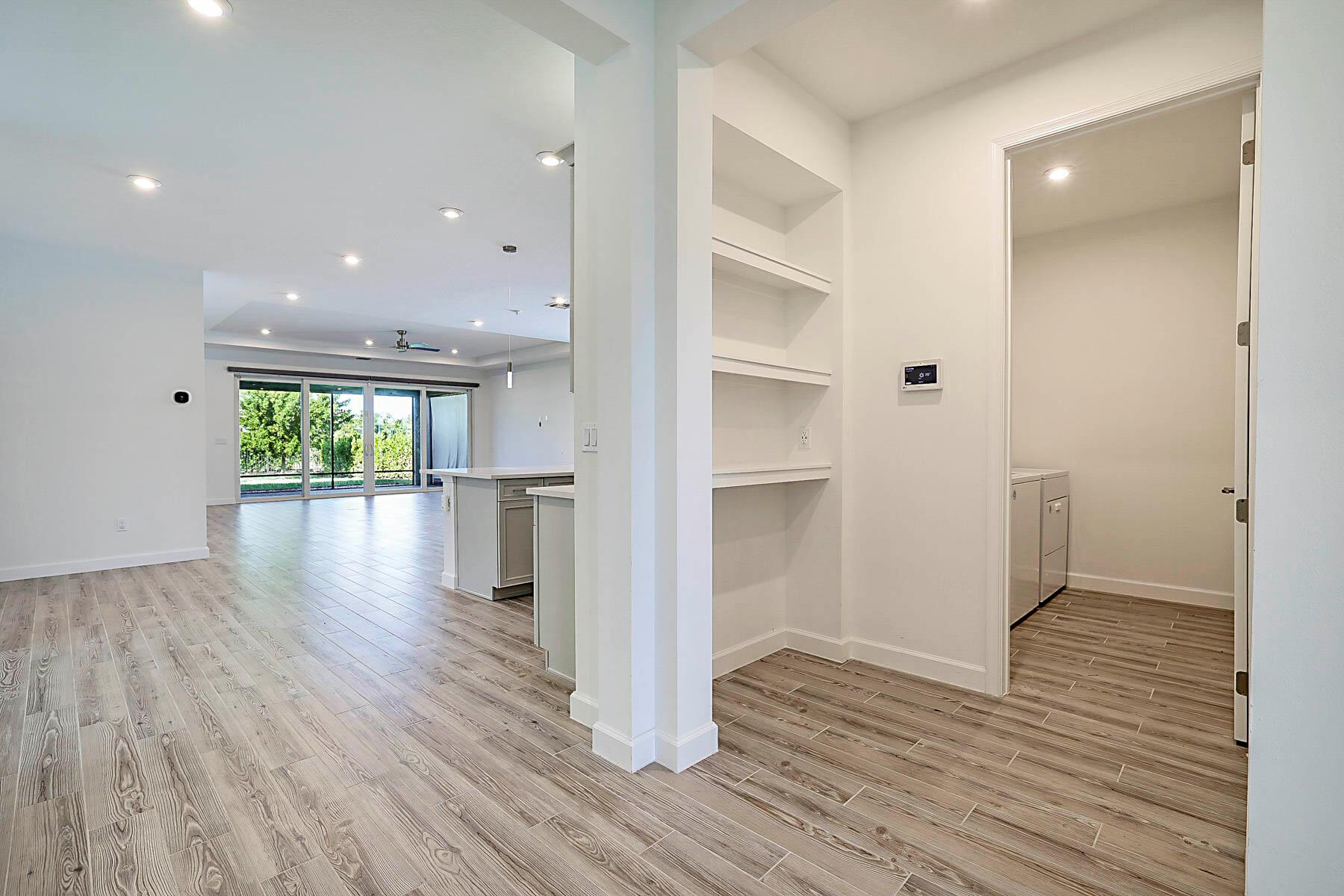 TELARO AT SOUTHERN GROVE - Residential