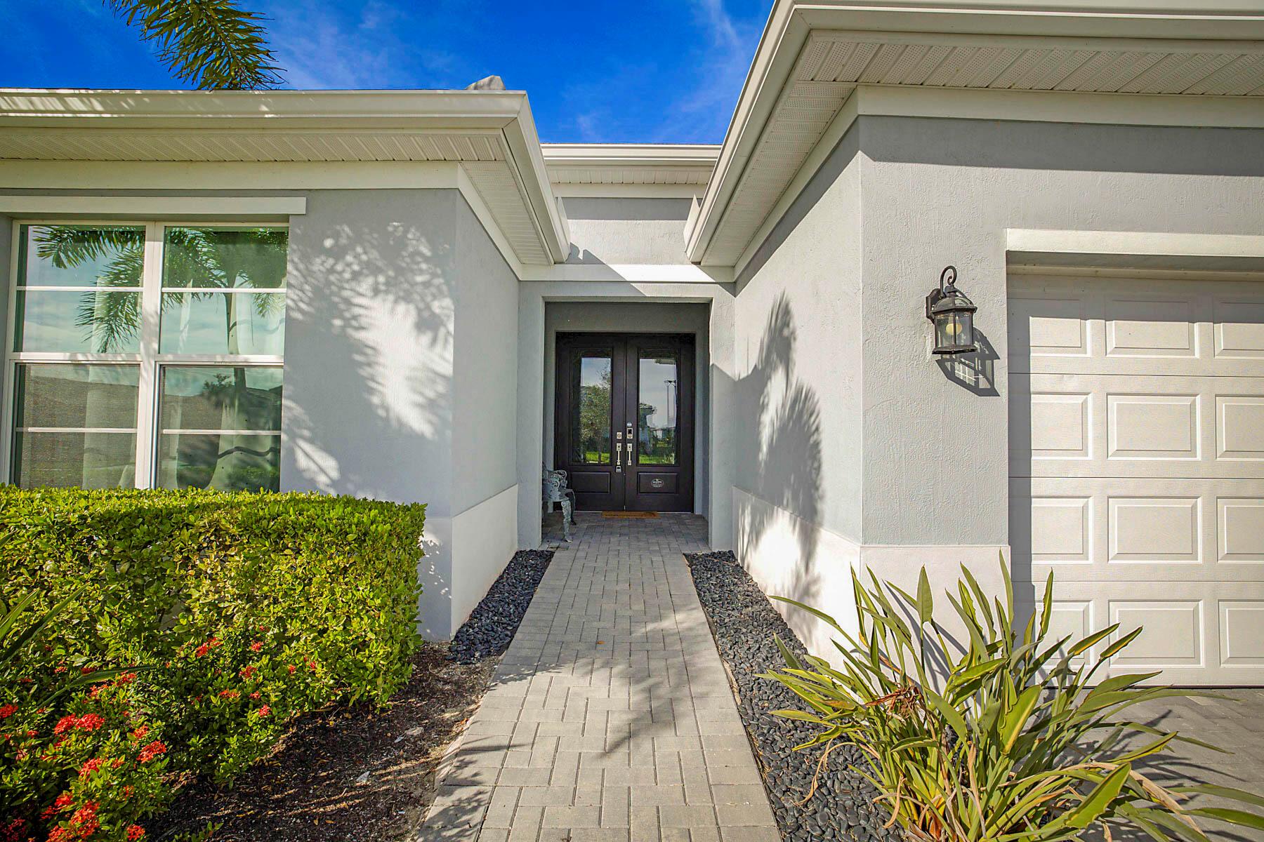 TELARO AT SOUTHERN GROVE - Residential