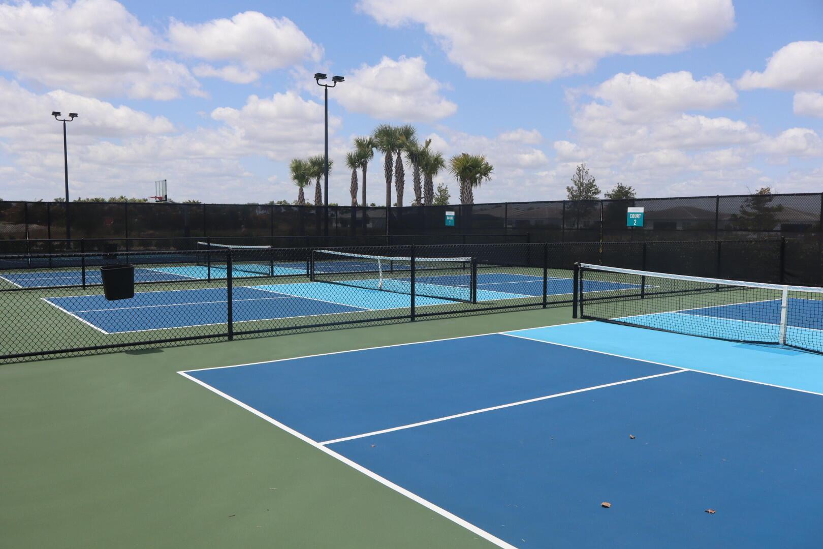 TELARO AT SOUTHERN GROVE - Residential