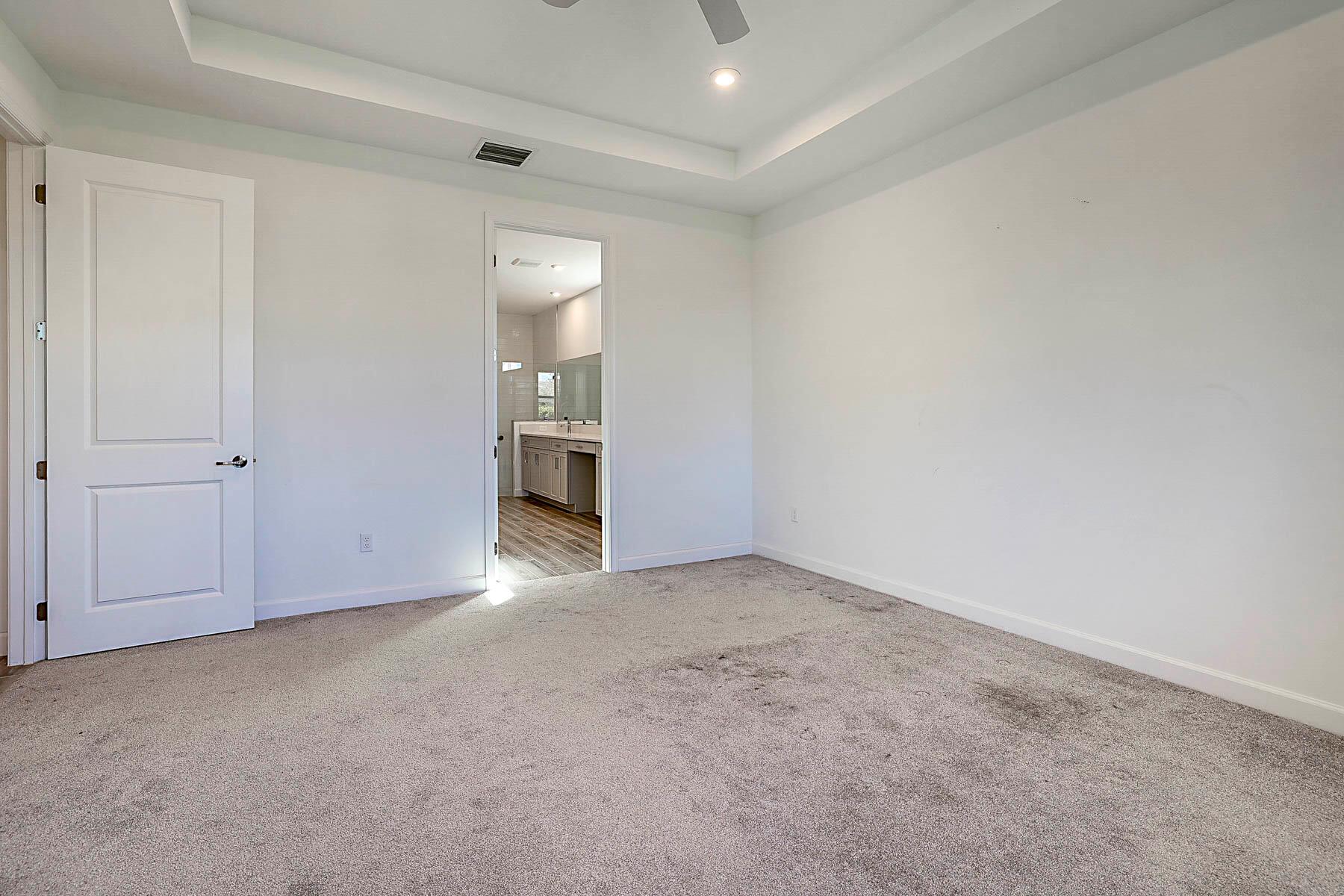 TELARO AT SOUTHERN GROVE - Residential