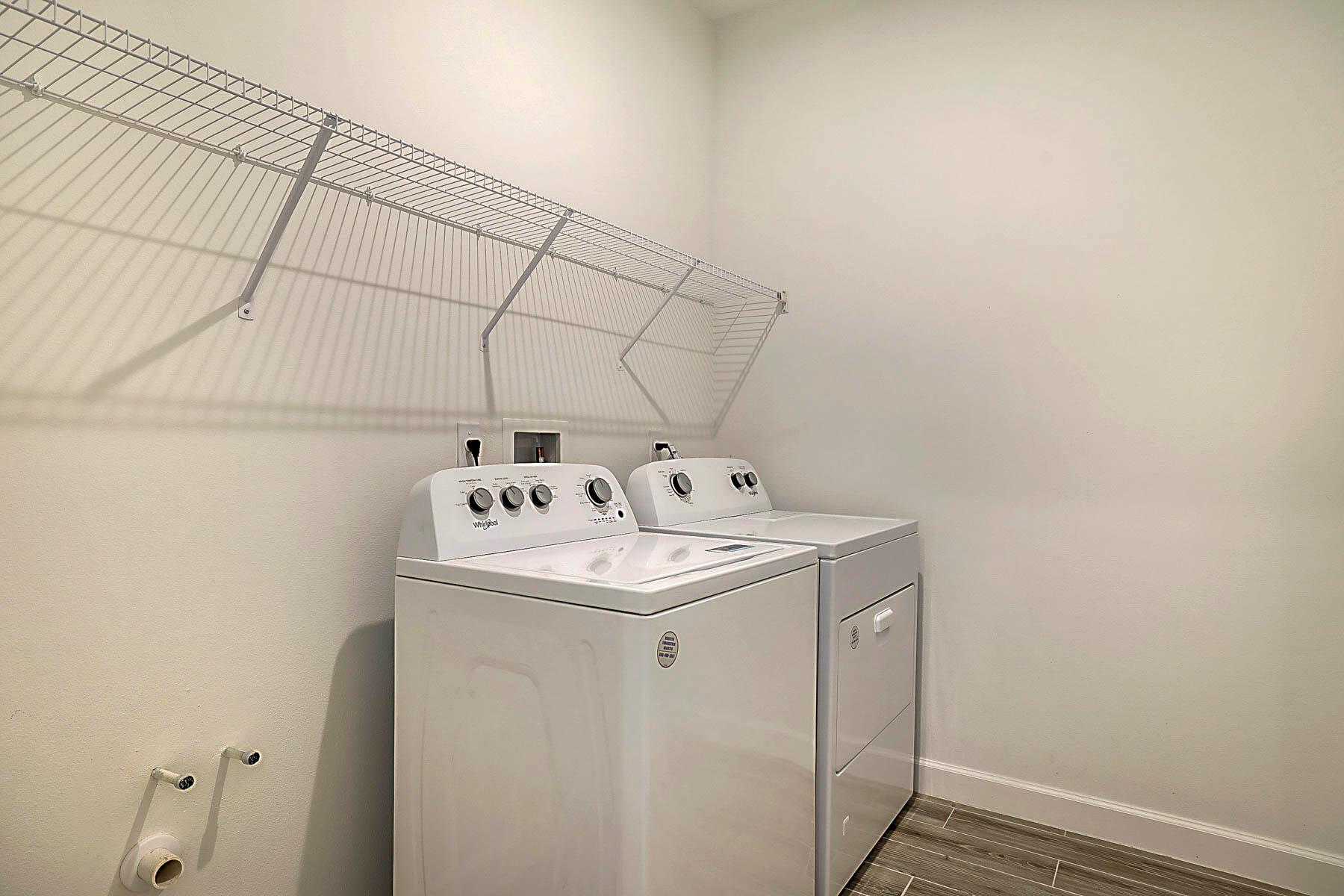 TELARO AT SOUTHERN GROVE - Residential