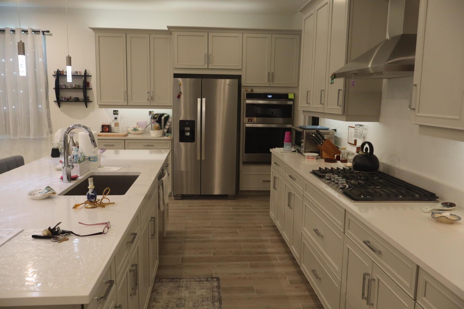 TELARO AT SOUTHERN GROVE - Residential