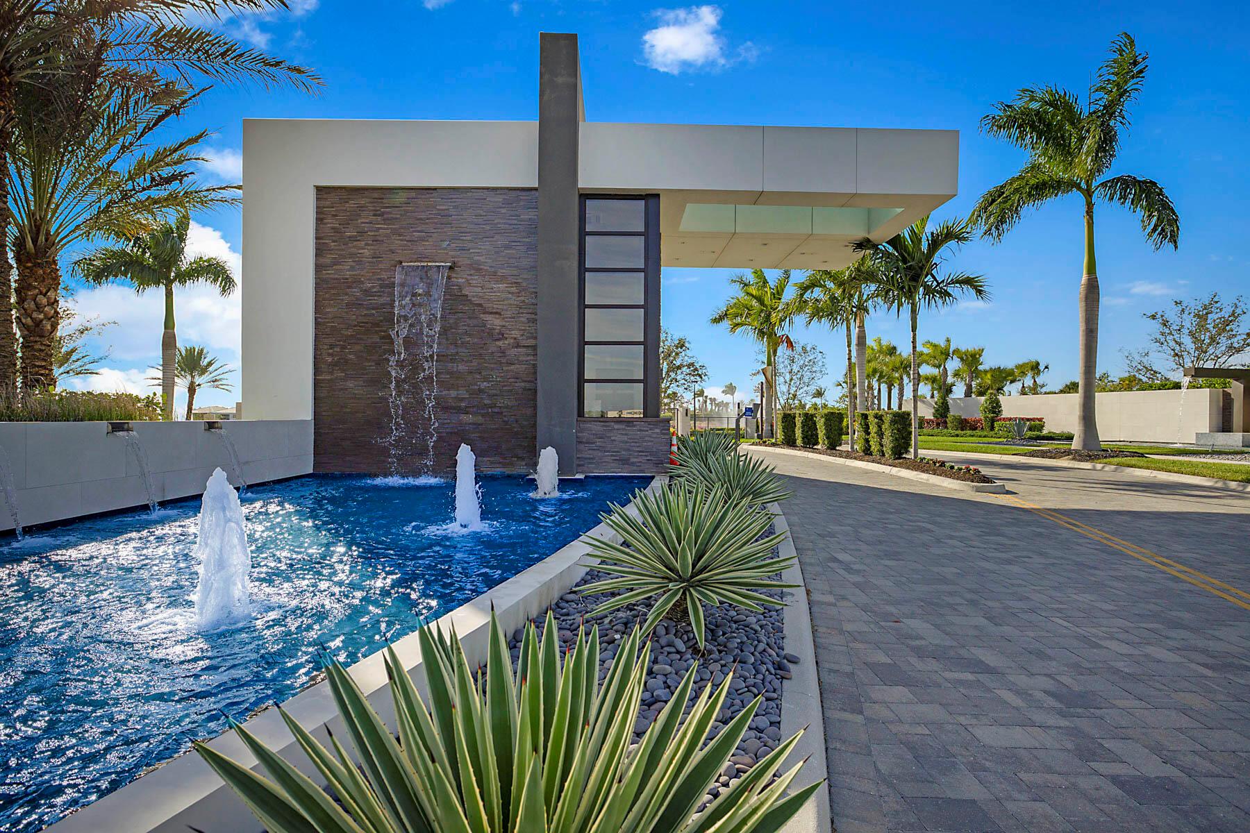 TELARO AT SOUTHERN GROVE - Residential