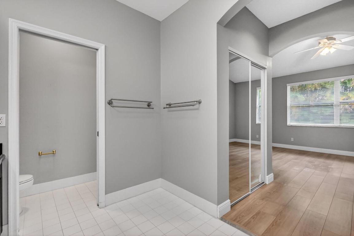 ABERDEEN / LANCASTER LAKES - Residential Lease