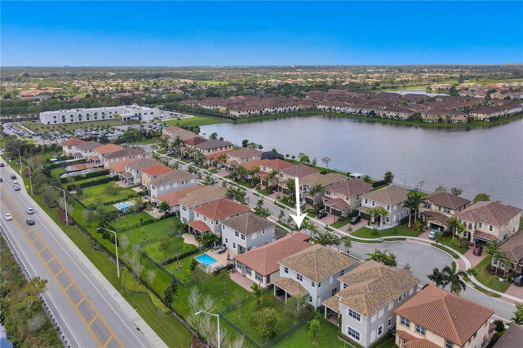 MiraLago - Residential