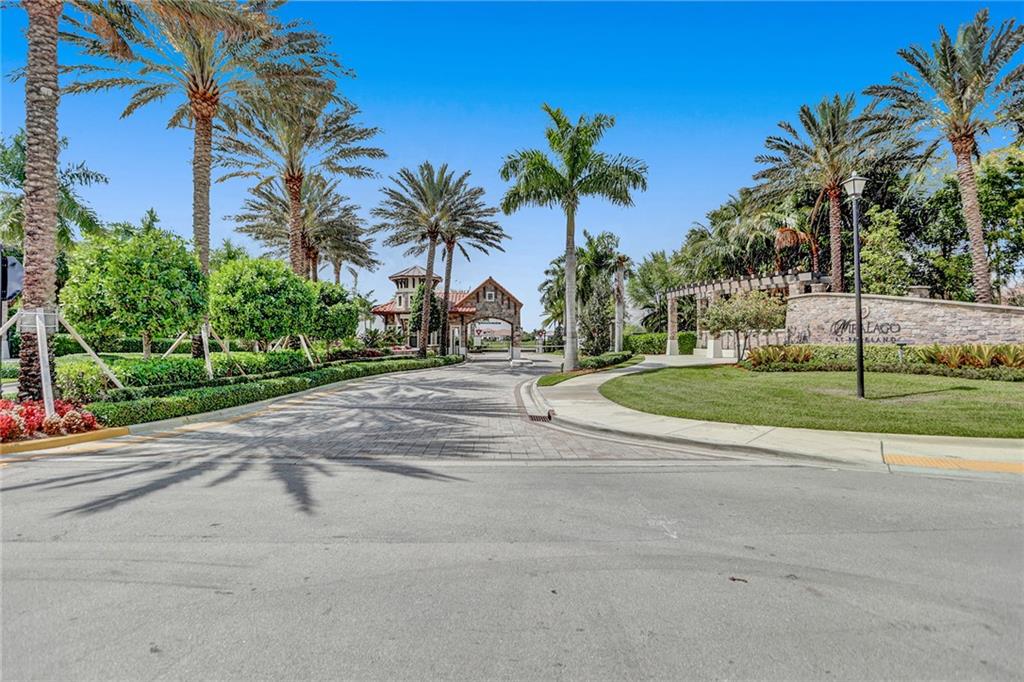 MiraLago - Residential