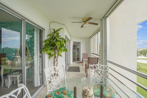 Tiny photo for 3959 Via Poinciana #503, Lake Worth, FL 33467 (MLS # R11128758)