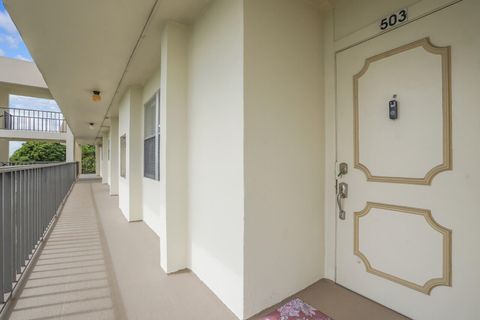 Tiny photo for 3959 Via Poinciana #503, Lake Worth, FL 33467 (MLS # R11128758)