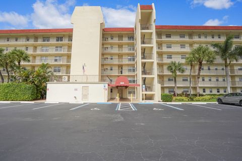 Tiny photo for 3959 Via Poinciana #503, Lake Worth, FL 33467 (MLS # R11128758)