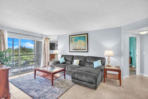 Tiny photo for 3959 Via Poinciana #503, Lake Worth, FL 33467 (MLS # R11128758)