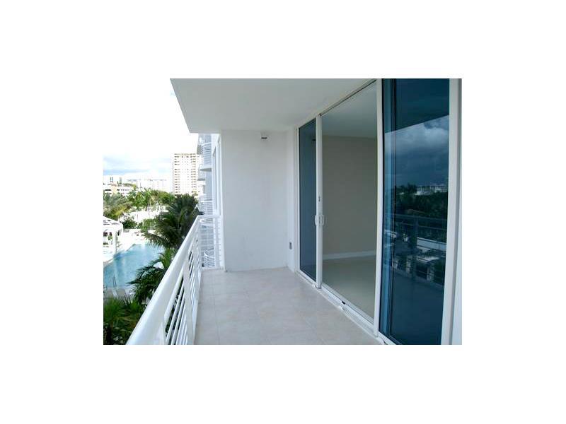 SAPPHIRE - Residential Lease