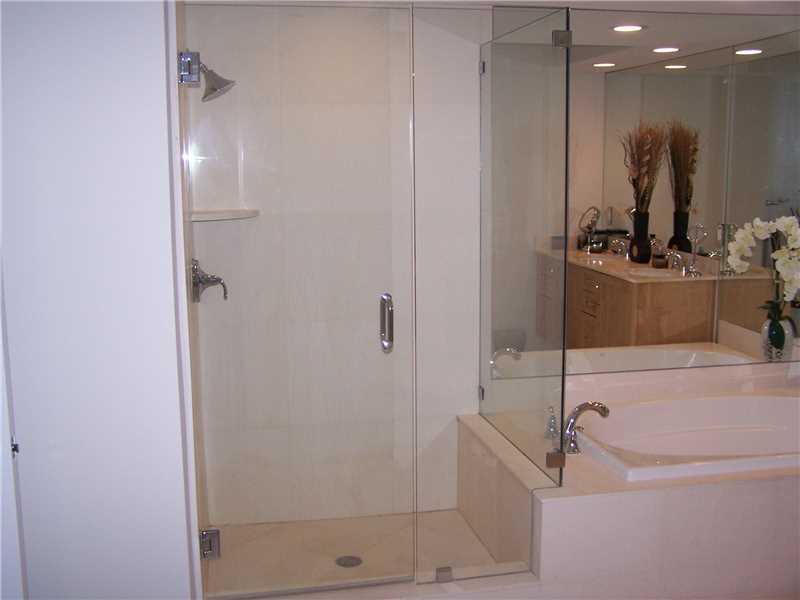 SAPPHIRE - Residential Lease