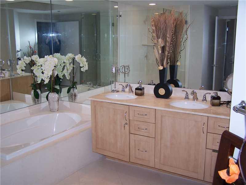 SAPPHIRE - Residential Lease