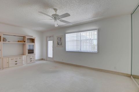 Condominium in Delray Beach FL 566 Monaco L 6.jpg